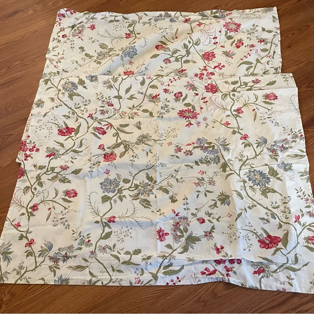 Pottery Barn Pillow Shams Pair Standard‎ Botanica